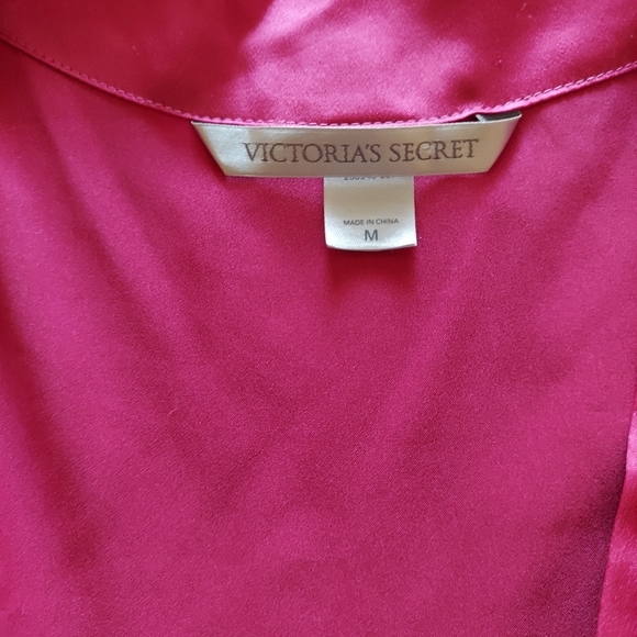 Victoria Secret Pink Robe - Picture 3 of 3